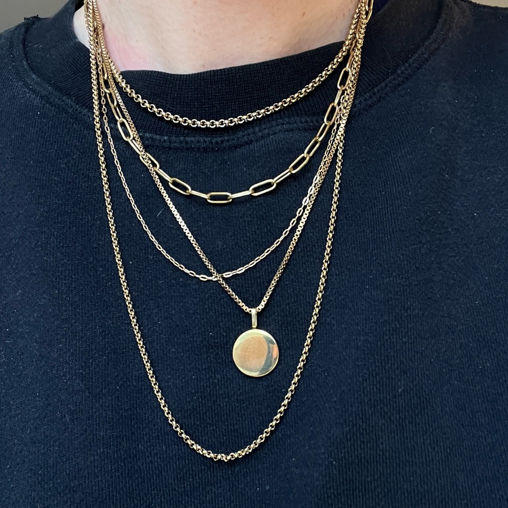 Ready-Made Gold Chains & Pendant